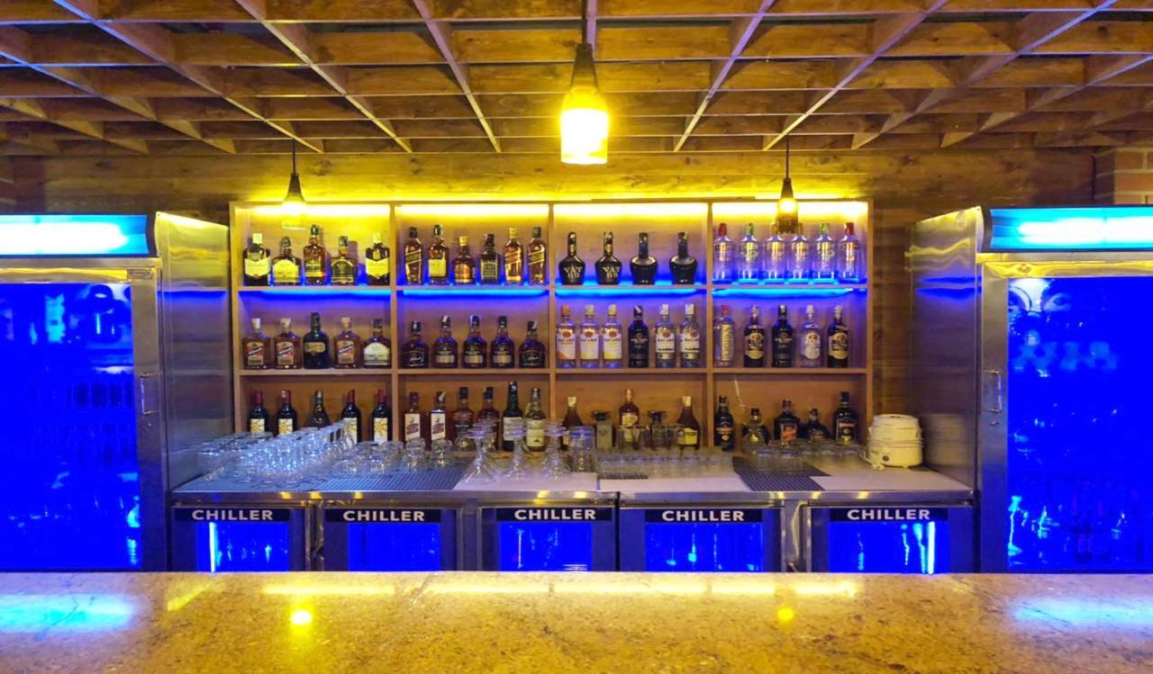 Coastal King Hotel Bangalore Bagian luar foto