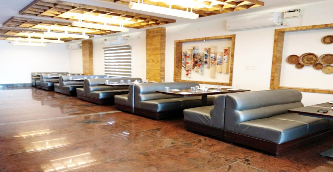 Coastal King Hotel Bangalore Bagian luar foto