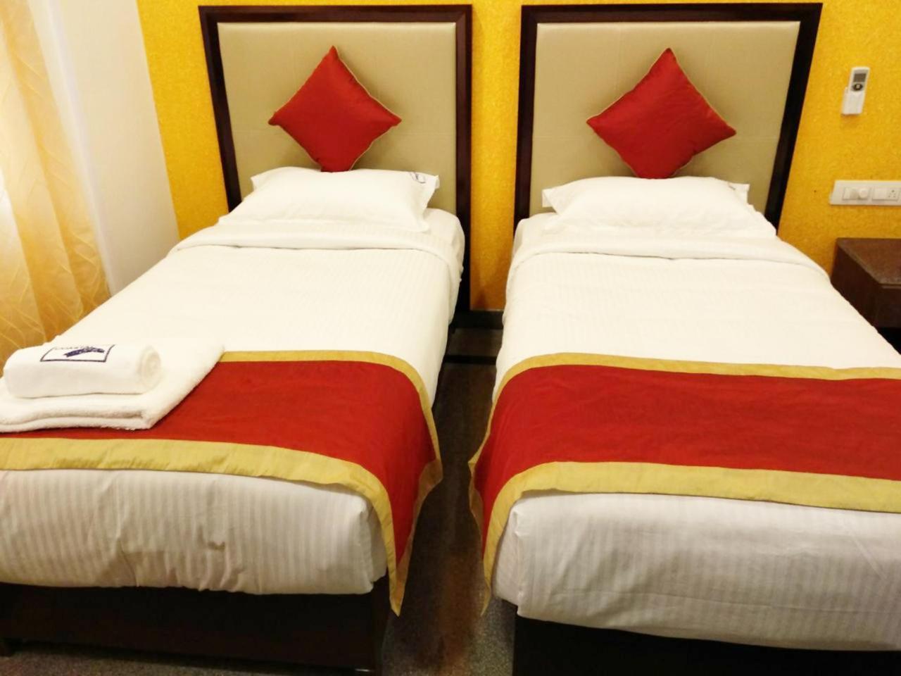 Coastal King Hotel Bangalore Bagian luar foto